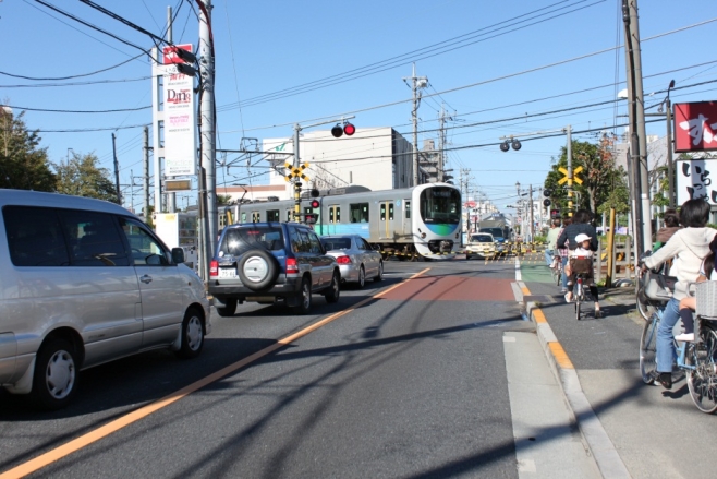 西武新宿線、国分寺線及び西武園線（東村山駅付近）連続立体交差事業の写真