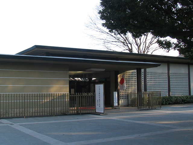 日本芸術院の画像