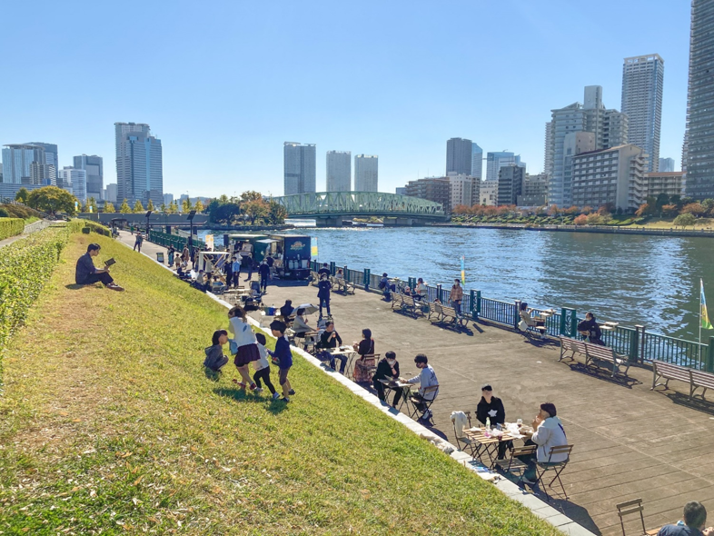 すみだがわオープンテラスの様子（越中島）